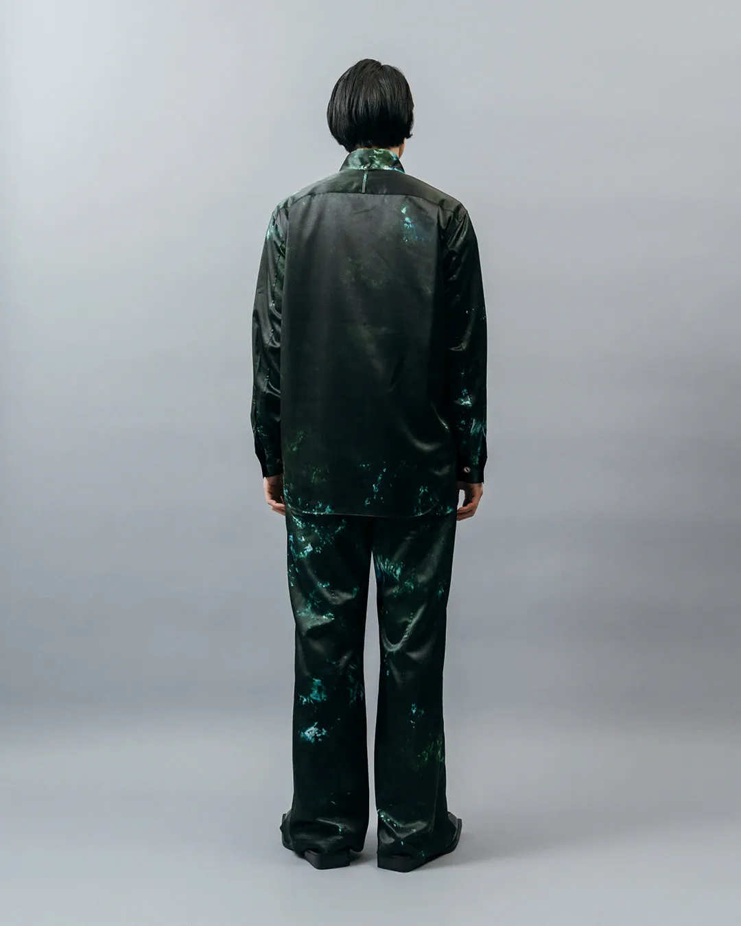 GRAPHIC PRINT REGULAR FIT SHIRT .09【GREEN GEM】