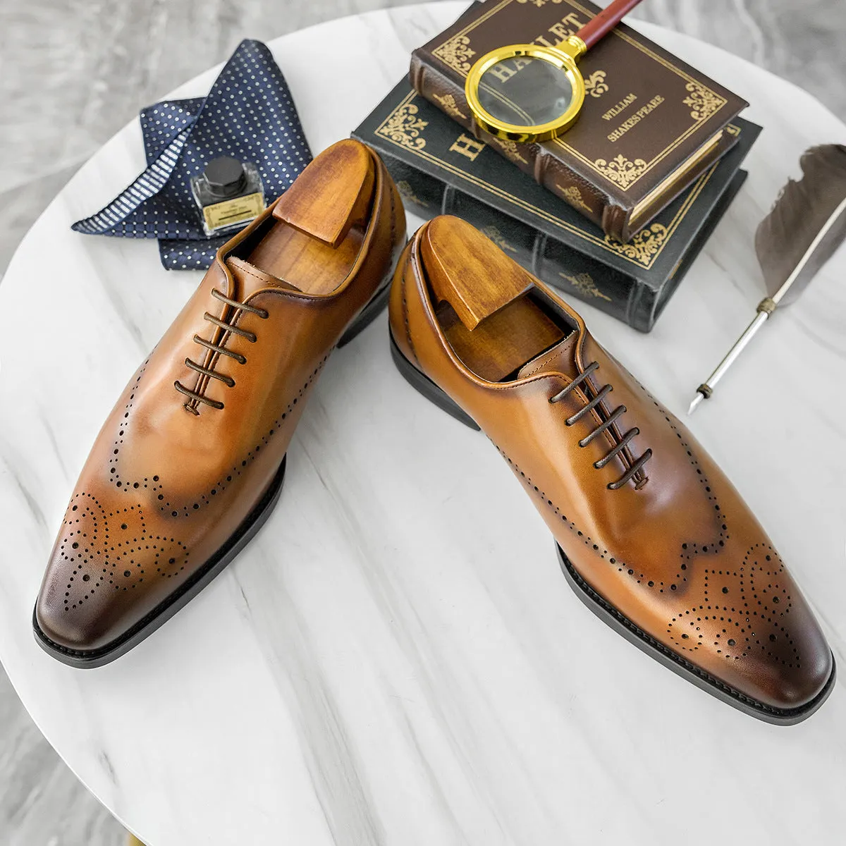 Men's leather brogues shoes