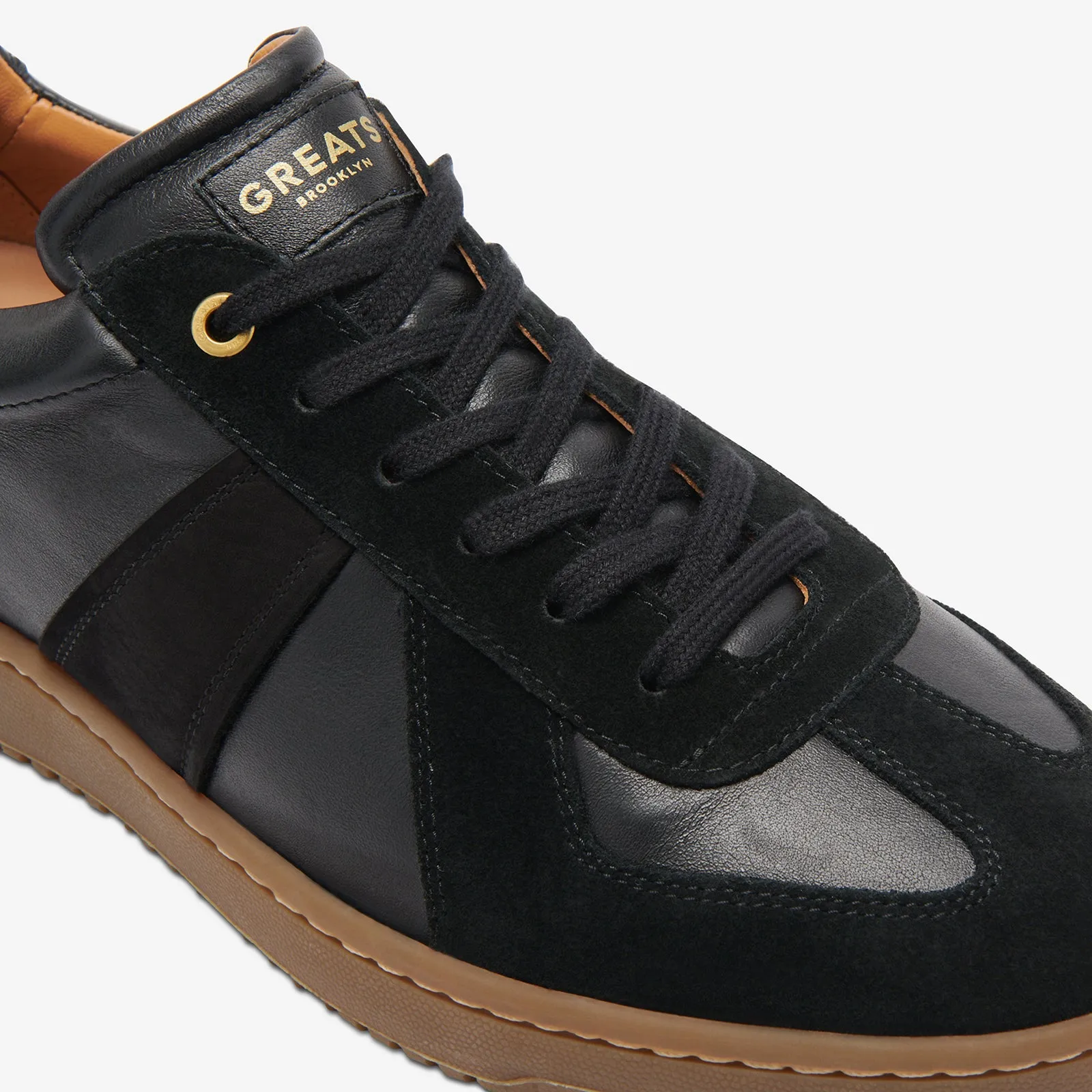 The GAT Sneaker - Nero Gum
