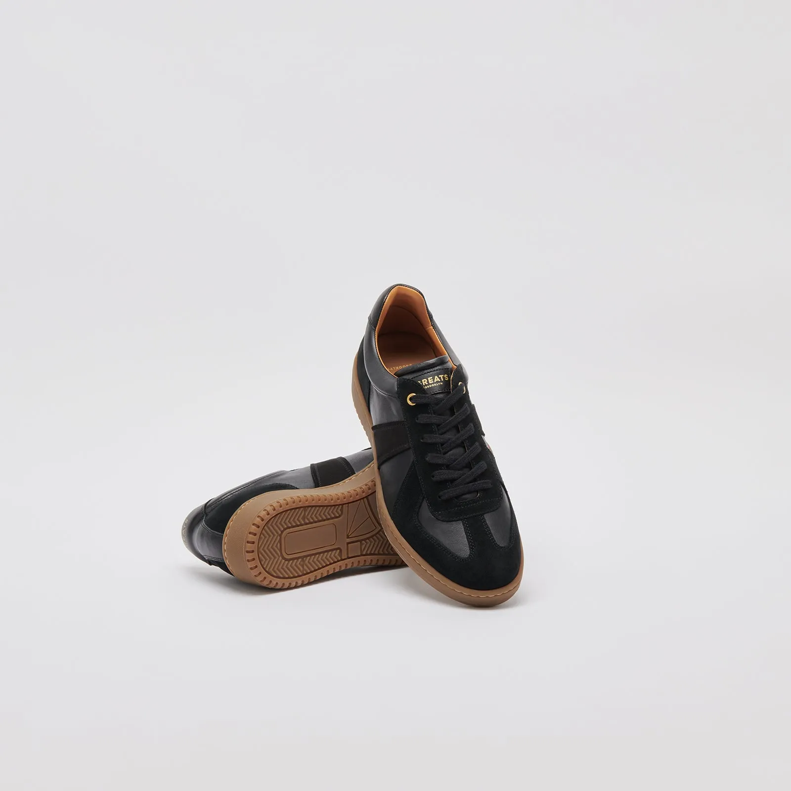 The GAT Sneaker - Nero Gum